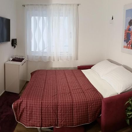 Apartments Ursic Mb Брела Экстерьер фото