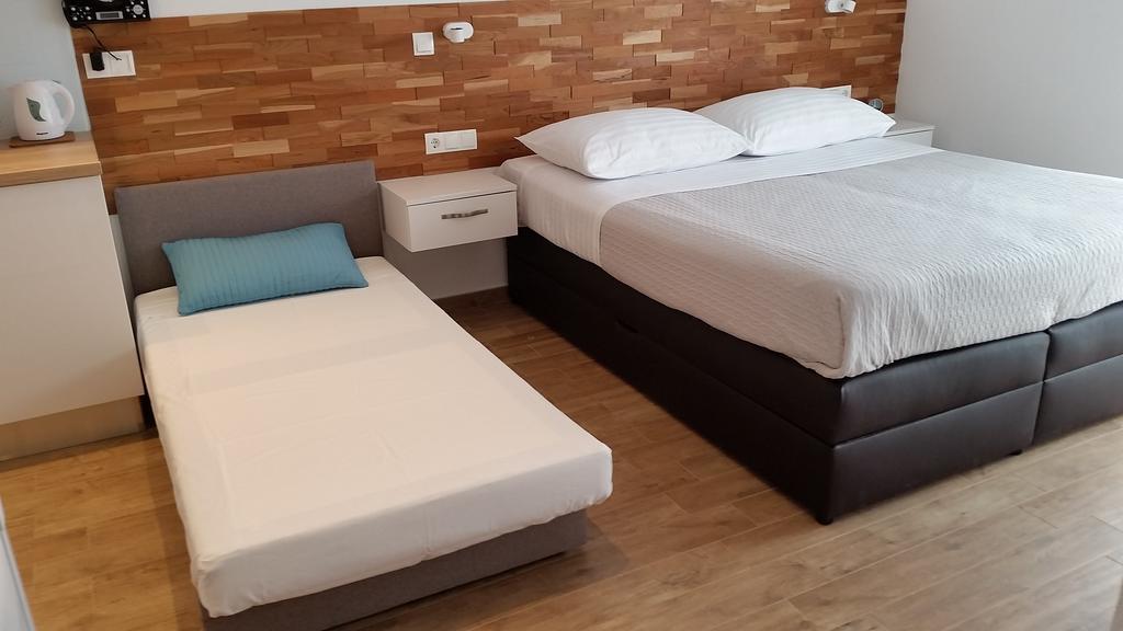Apartments Ursic Mb Брела Экстерьер фото